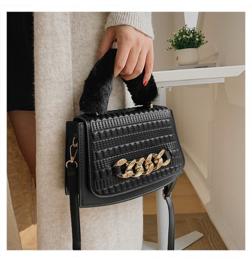 Faux Fur Chain Shoulder Bag Faux Fur Chain Shoulder Bag