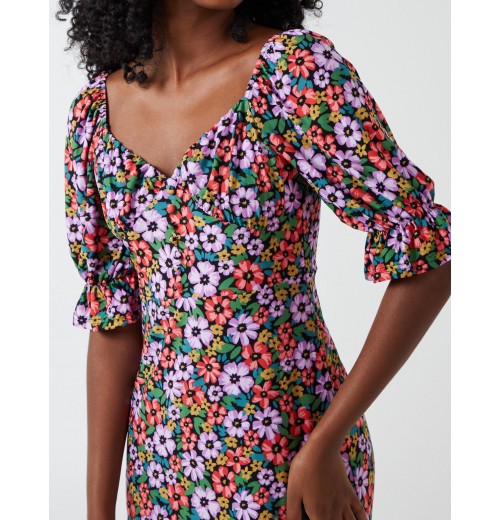 Sweetheart Neckline 3/4 Sleeve Midi Dress Sweetheart Neckline 3/4 Sleeve Midi Dress
